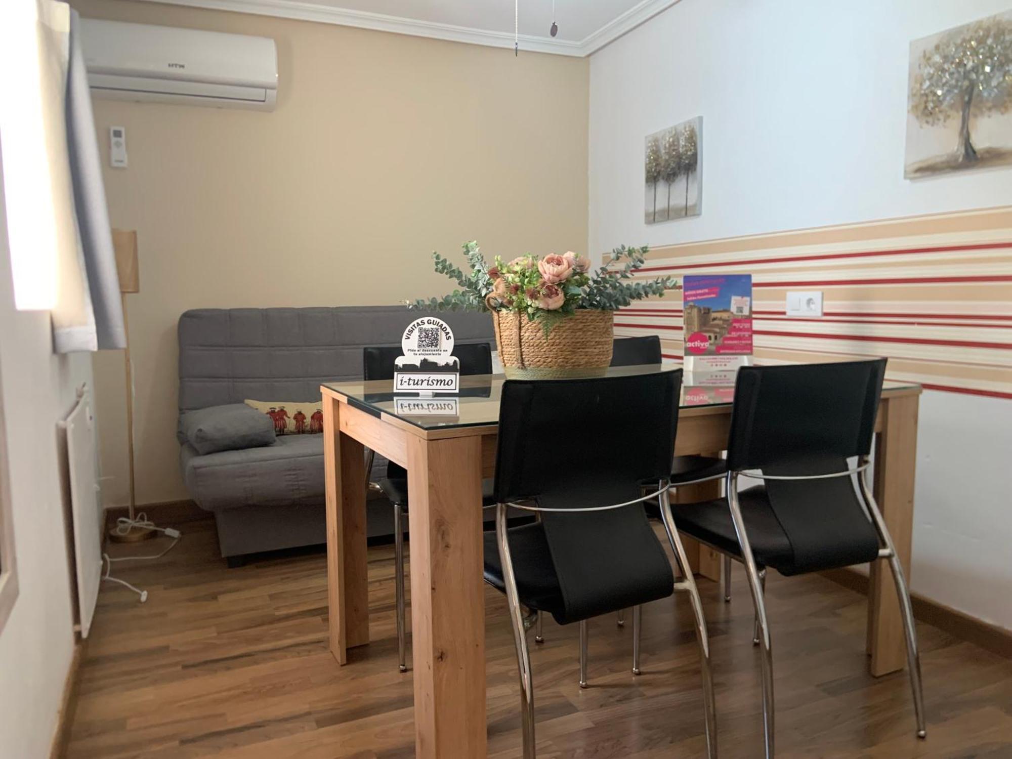 Flor De Lis 1 Apartment Caceres Exterior photo